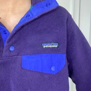 Patagonia quarter snap purple with blue trim